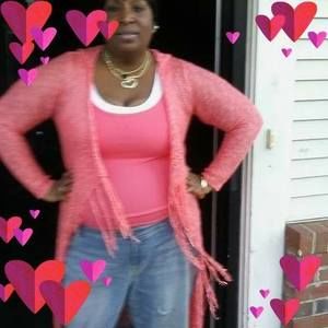 Meet your Posher, Tonya